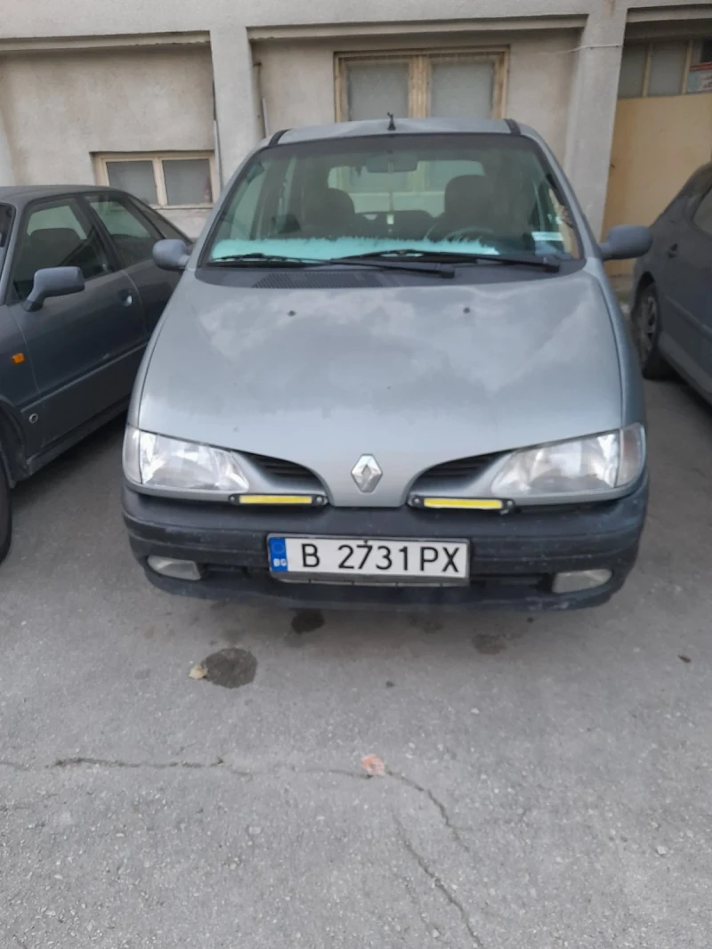 Renault Scenic, снимка 1 - Автомобили и джипове - 48105470