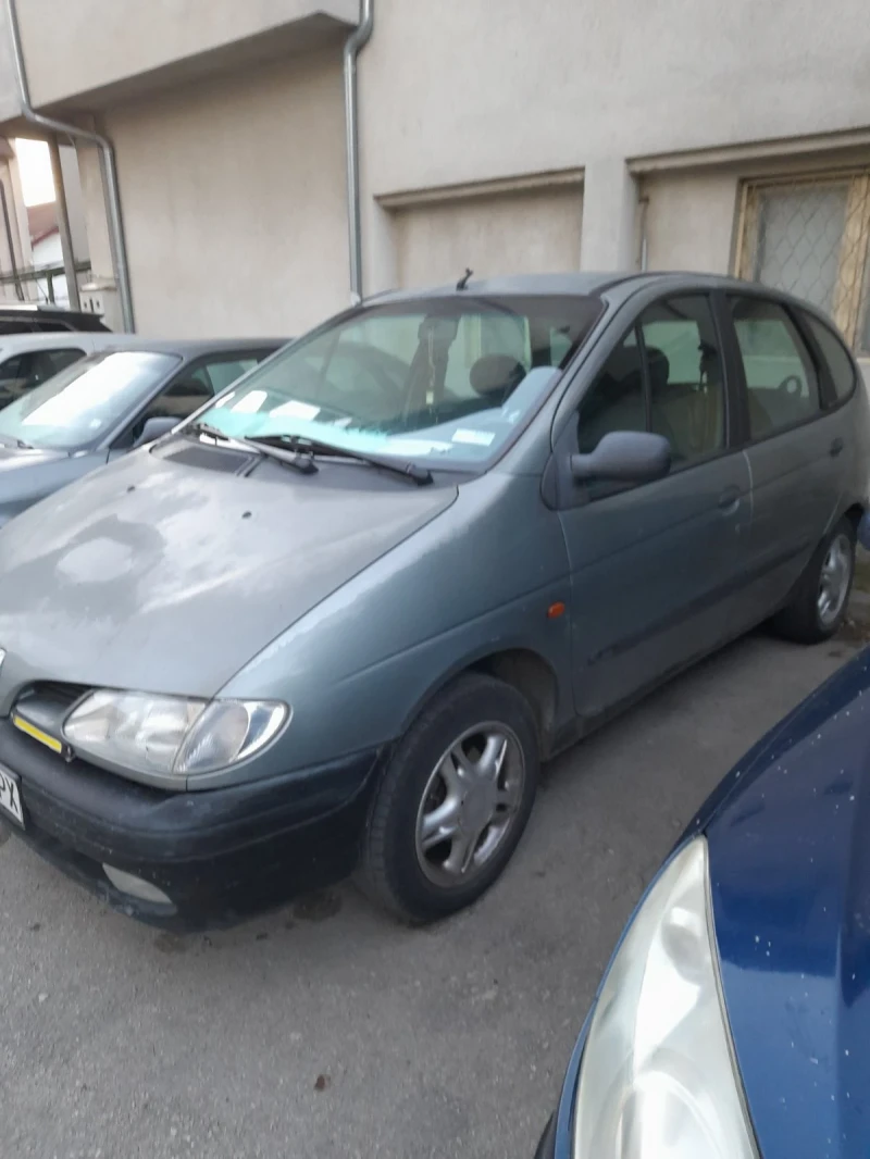 Renault Scenic, снимка 2 - Автомобили и джипове - 48105470