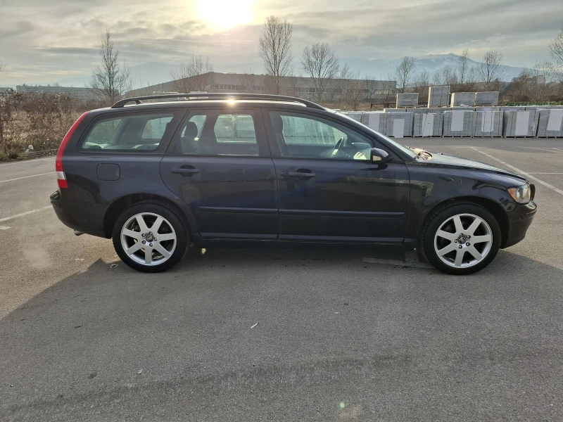 Volvo V50 2.5T AWD, снимка 4 - Автомобили и джипове - 48439268