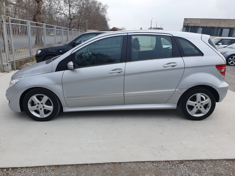 Mercedes-Benz B 200 2.0/140ks, снимка 4 - Автомобили и джипове - 49288864