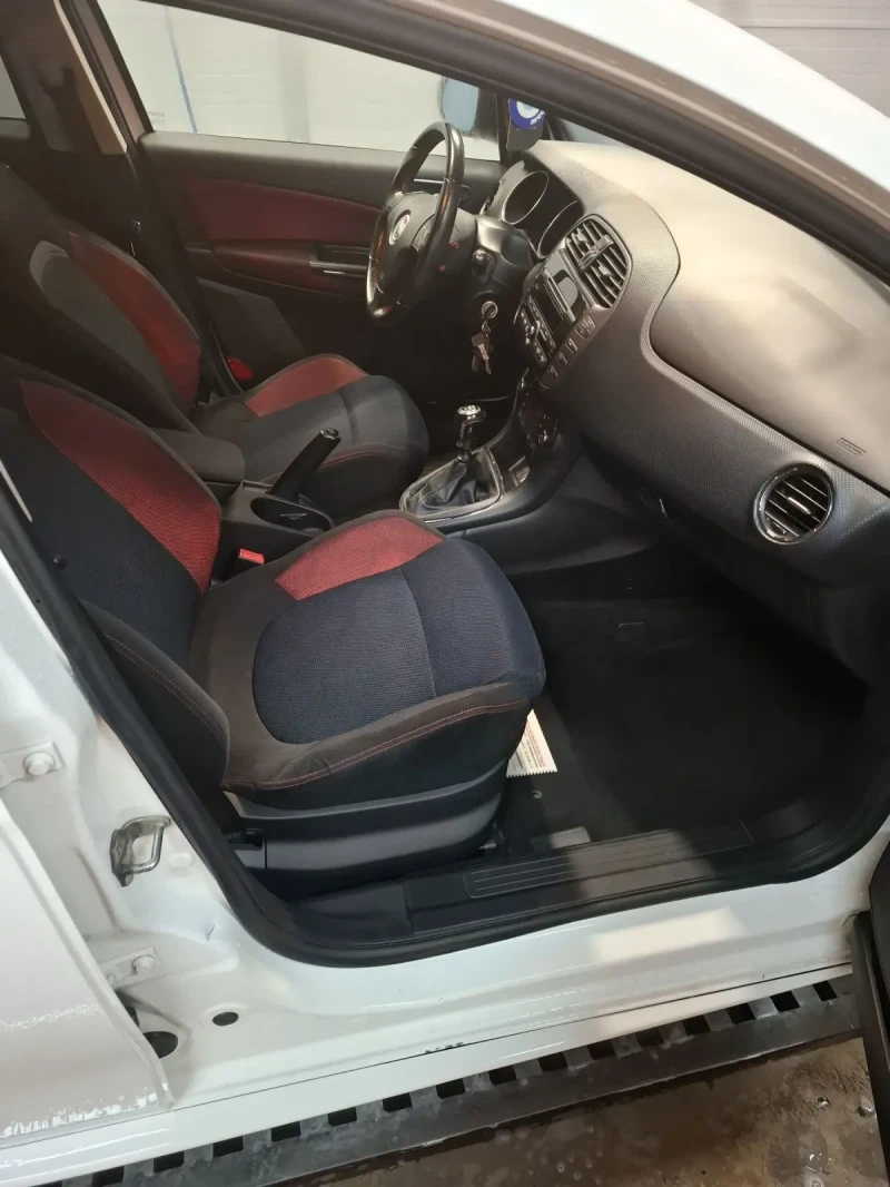 Fiat Bravo, снимка 16 - Автомобили и джипове - 52642311