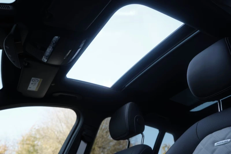 Mercedes-Benz C 63 AMG T/DESIGNO/510HP/CERAMIC/PANO/MASSAGE/BURM/HUD/696g, снимка 12 - Автомобили и джипове - 53089582