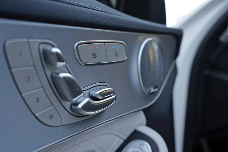 Mercedes-Benz C 63 AMG T/DESIGNO/510HP/CERAMIC/PANO/MASSAGE/BURM/HUD/696g, снимка 11 - Автомобили и джипове - 53089582