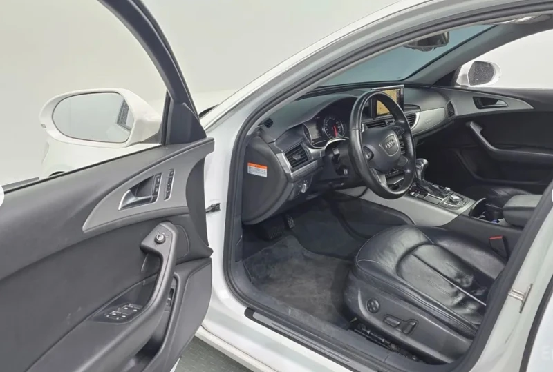Audi A6 3.0TDI* C7* QUATTRO* АвтоКредит* (Цена на БГ), снимка 8 - Автомобили и джипове - 53244091
