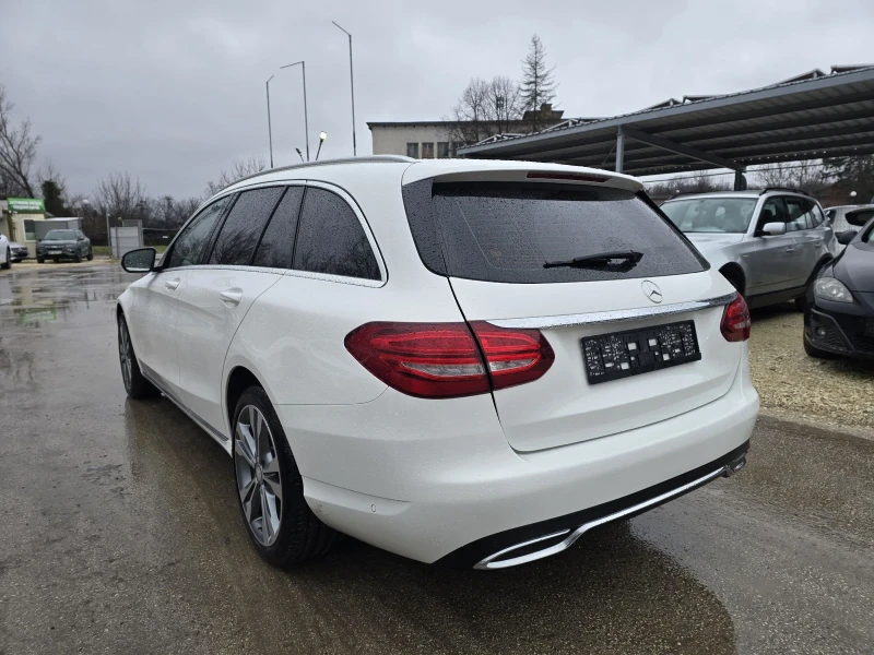 Mercedes-Benz C 220 2.2CDI 170к.с Топ състояние , снимка 3 - Автомобили и джипове - 53510631