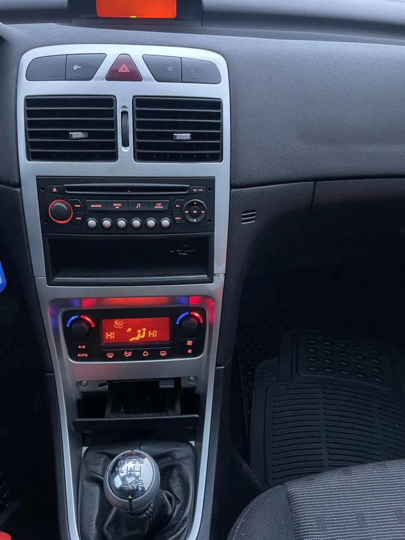 Peugeot 307 2.0HDi Facelift, снимка 9 - Автомобили и джипове - 53565863