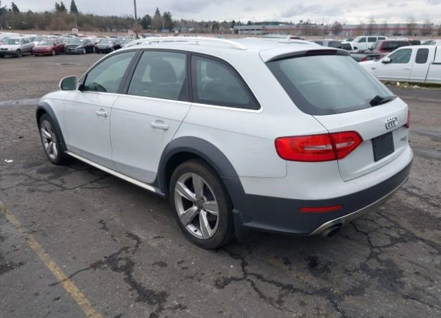 Audi A4 Allroad PREMIUM PLUS, снимка 3 - Автомобили и джипове - 49190328