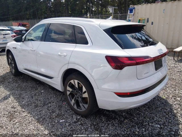 Audi E-Tron Premium Quattro, снимка 3 - Автомобили и джипове - 56200725