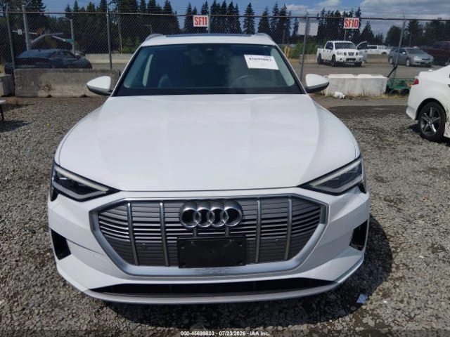 Audi E-Tron Premium Quattro, снимка 8 - Автомобили и джипове - 56200725
