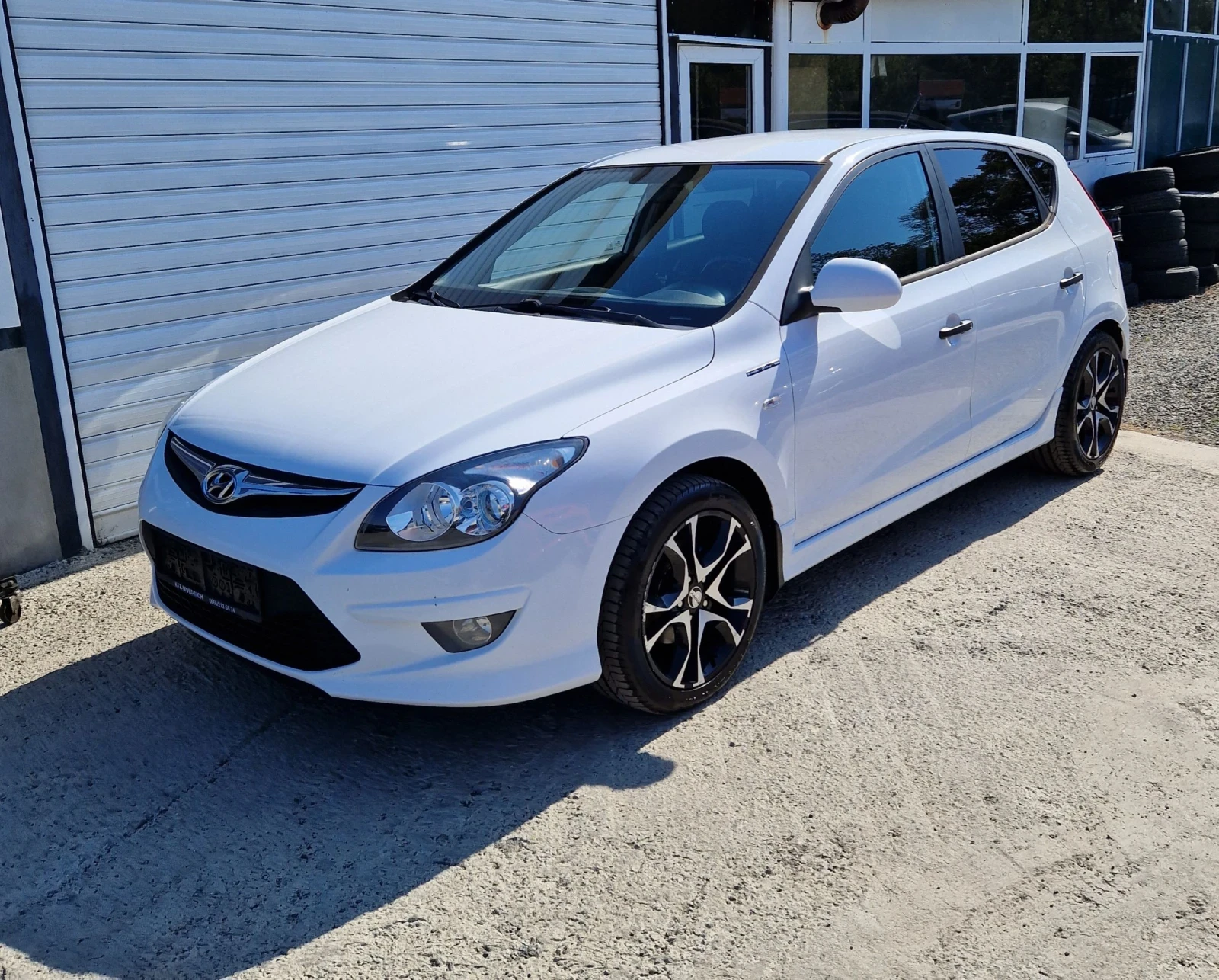 Hyundai I30 1.6CRDI 90к.с - [1] 