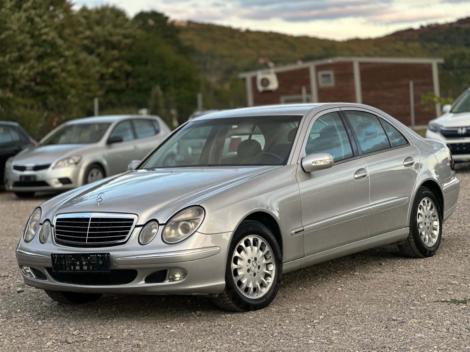 Mercedes-Benz E 270 2.7 CDi 177к.с  - [1] 