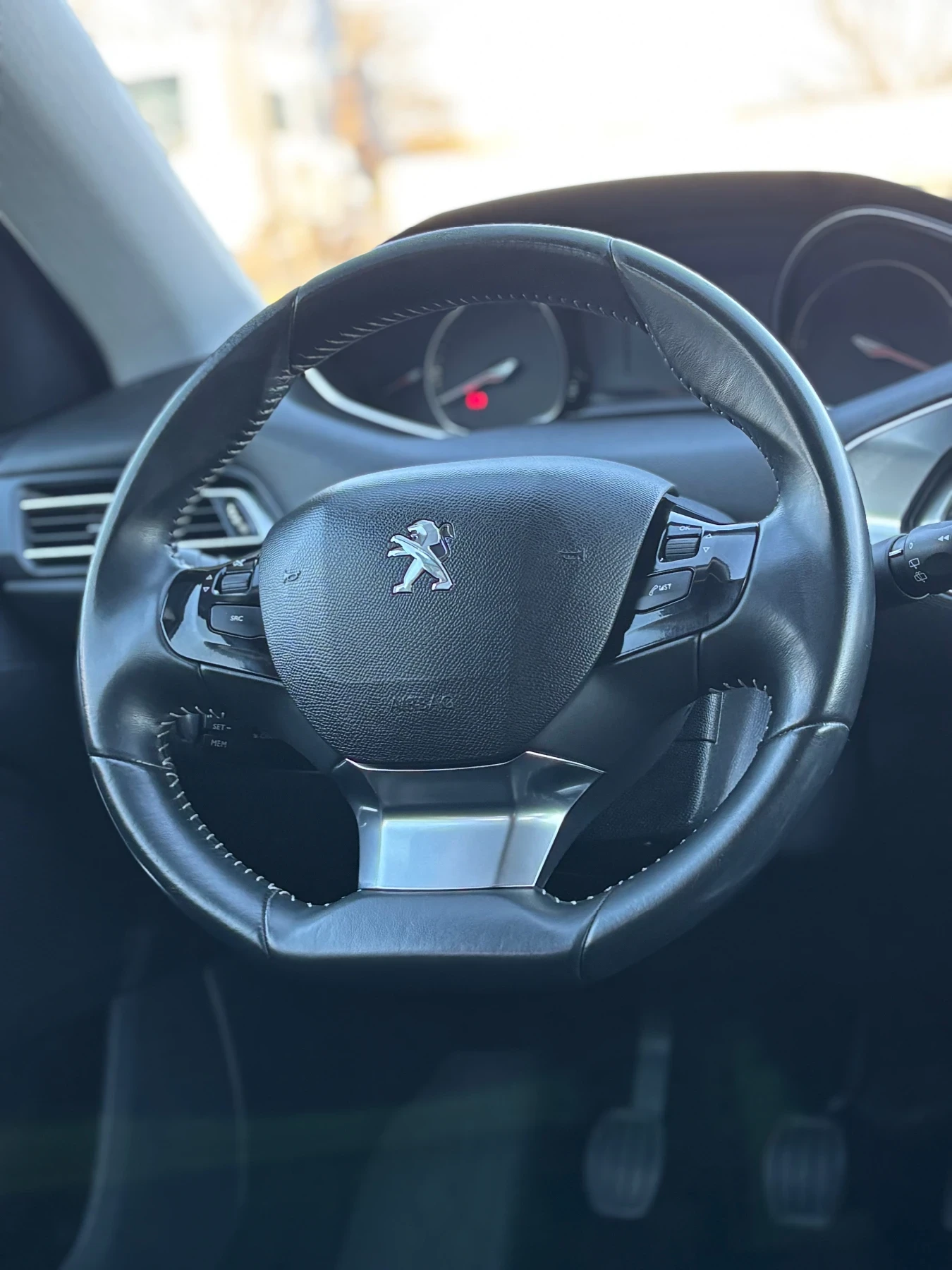 Peugeot 308 1.6 HDI  Allure - изображение 7