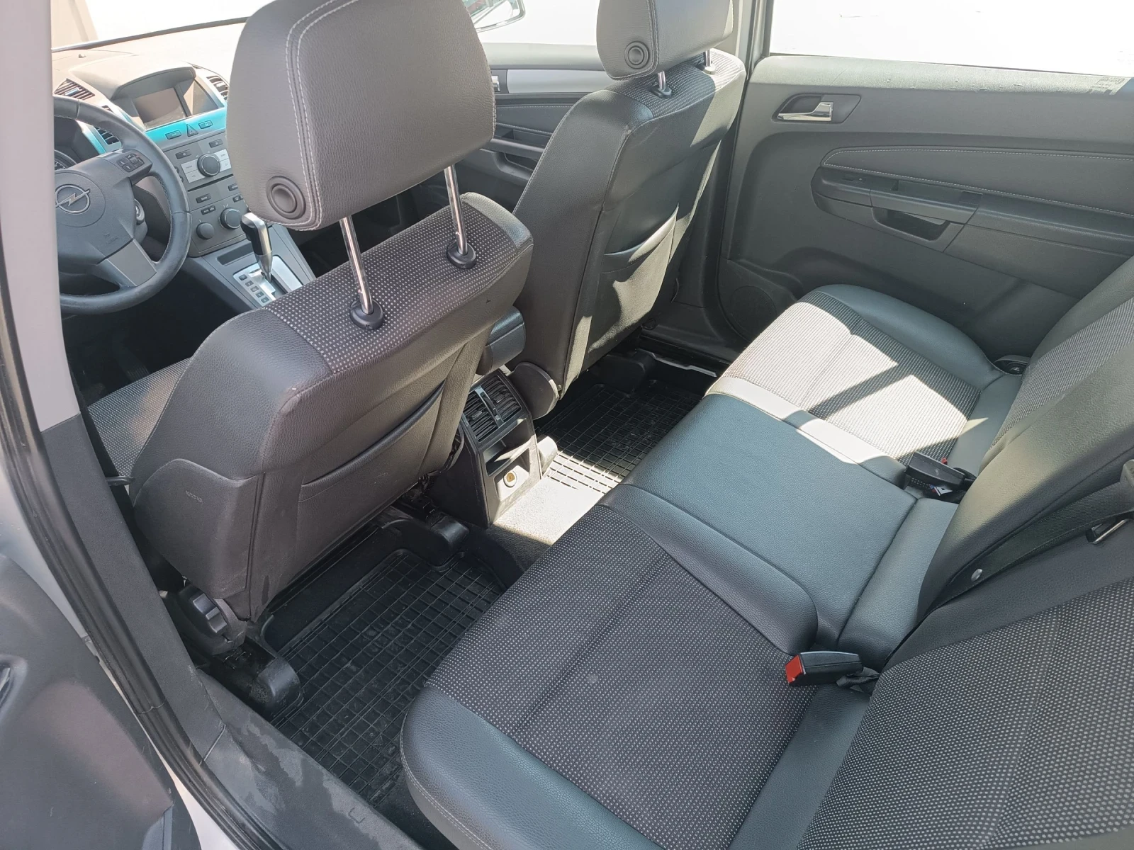Opel Zafira 1.9 cdti 120кс - изображение 6