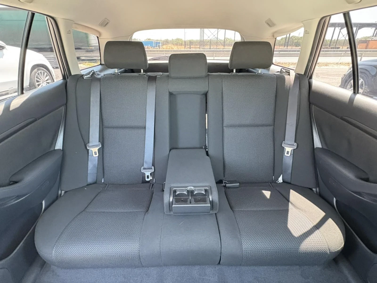 Toyota Avensis  - изображение 8