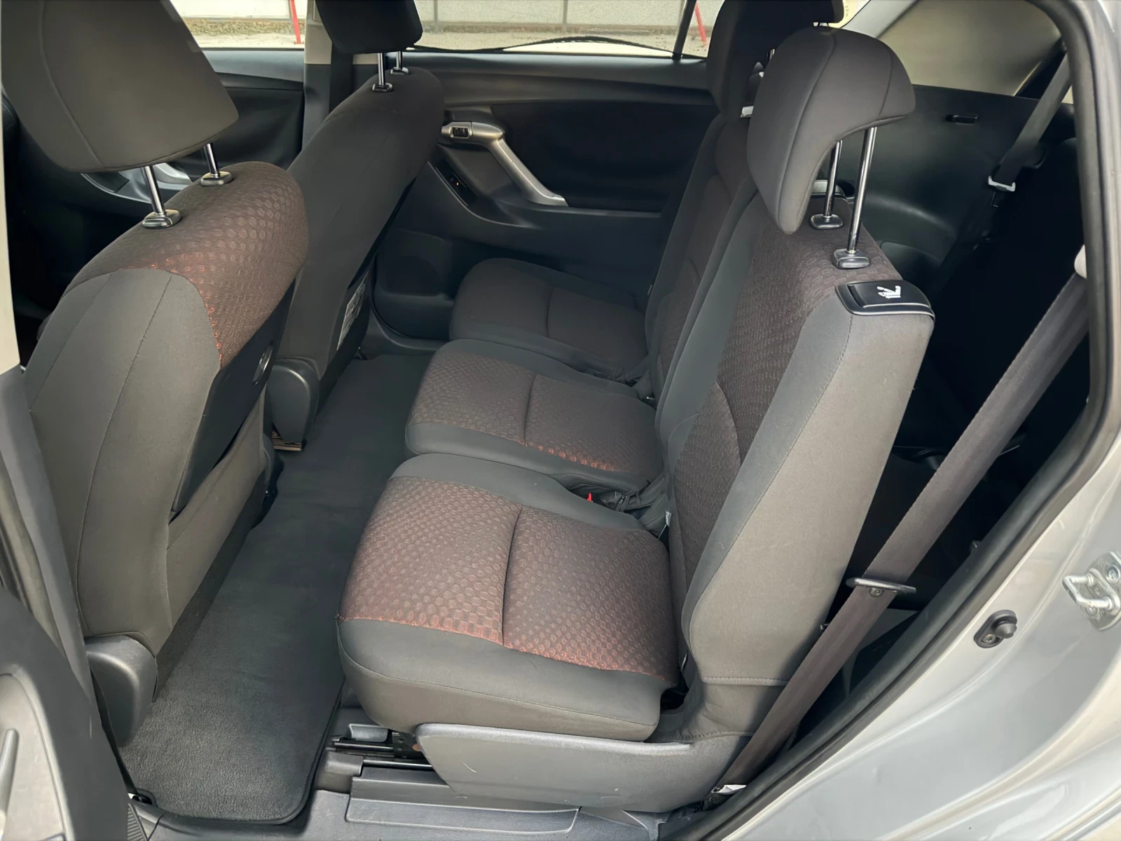 Toyota Verso 7-     | Mobile.bg   12