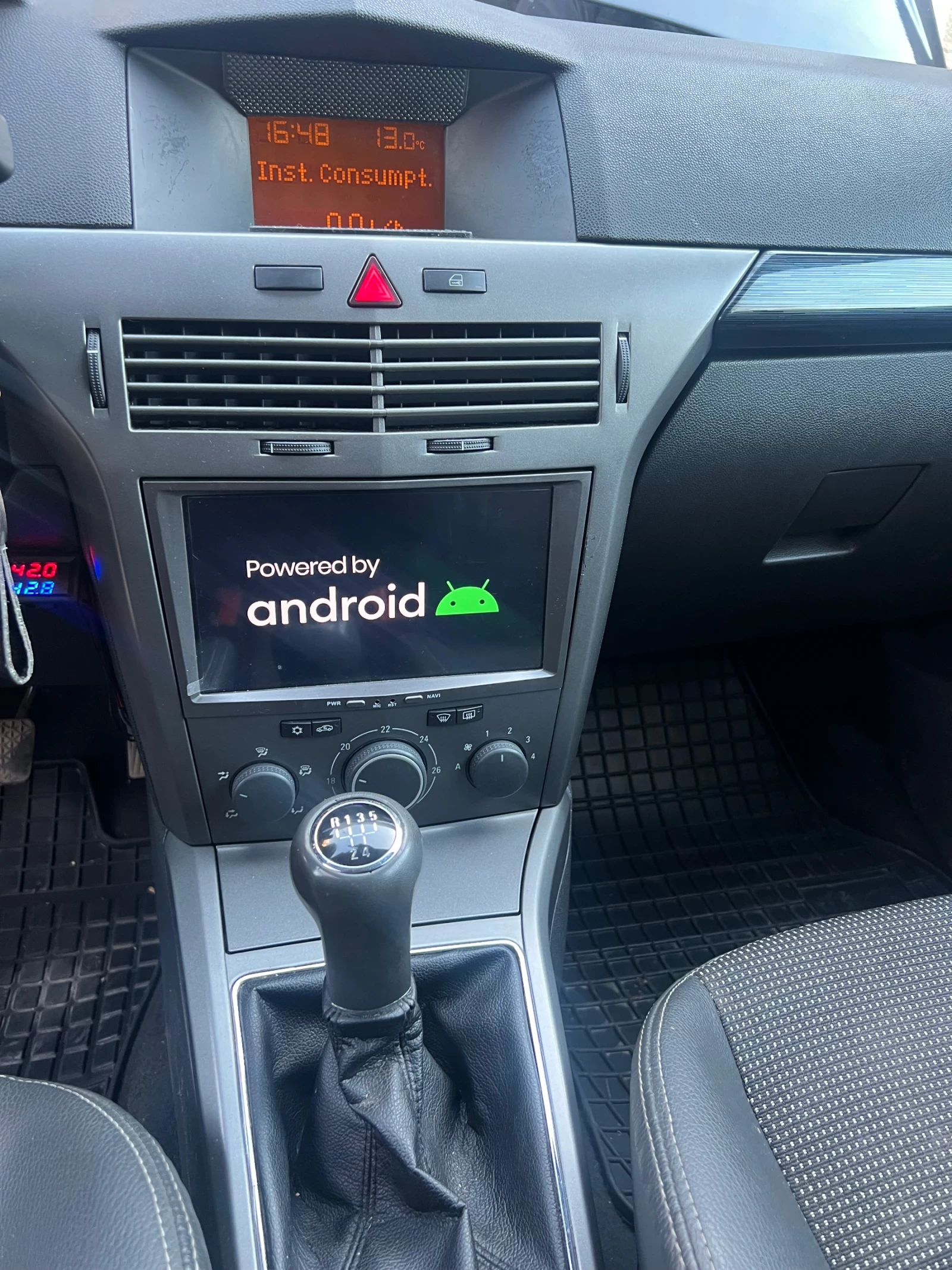 Opel Astra GTC, снимка 7 - Автомобили и джипове - 53850407