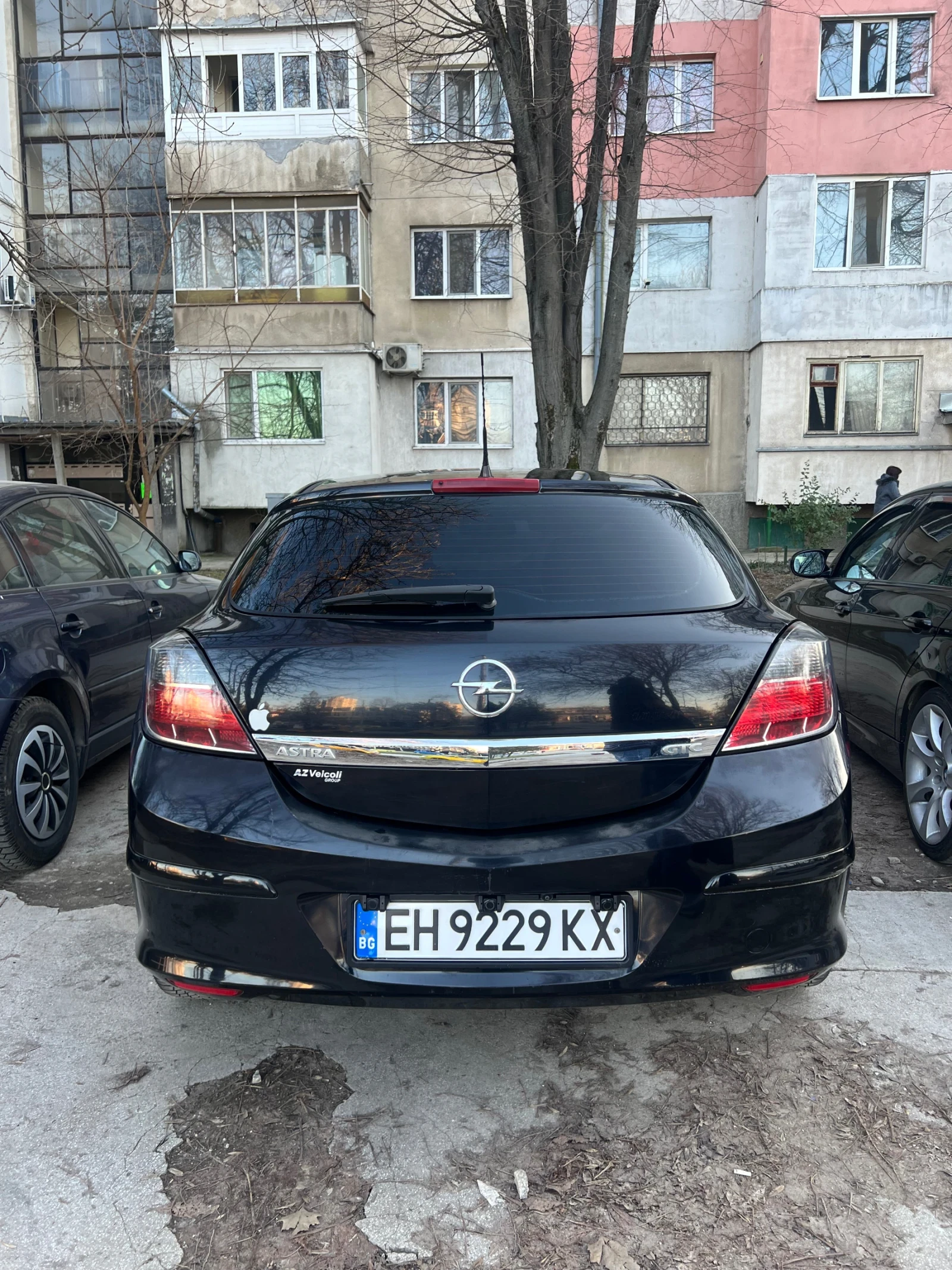 Opel Astra GTC, снимка 4 - Автомобили и джипове - 53850407
