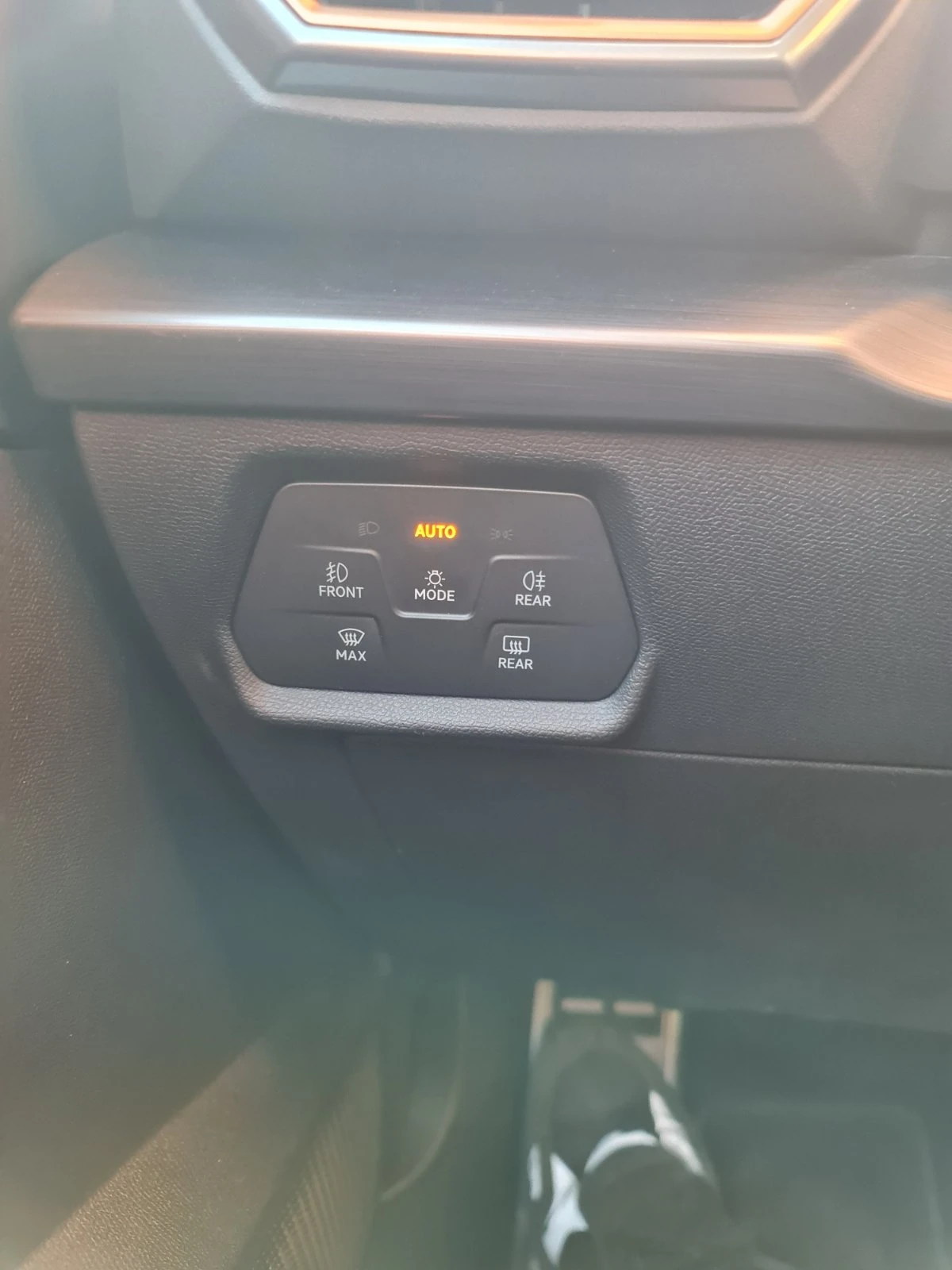 Cupra Formentor VZ-PACK/SPORT/360CAM/PANO/PLUG-IN/245HP, снимка 13 - Автомобили и джипове - 53863983