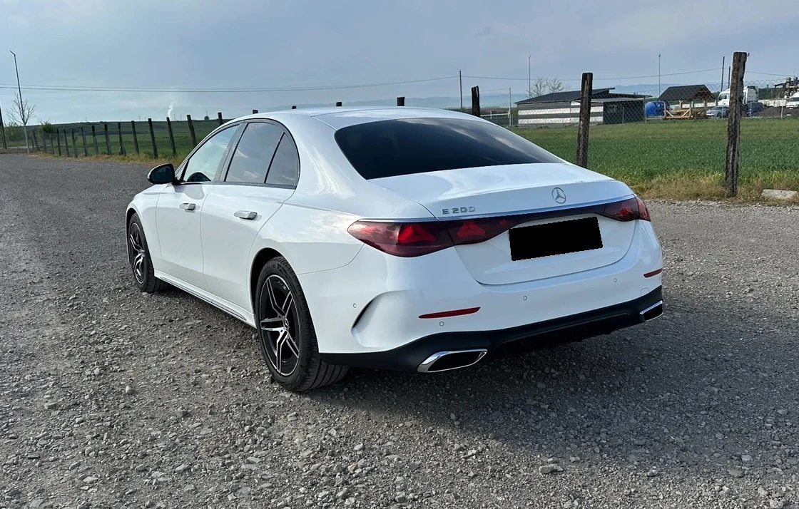 Mercedes-Benz E 200 AMG-Line, снимка 3 - Автомобили и джипове - 53995673