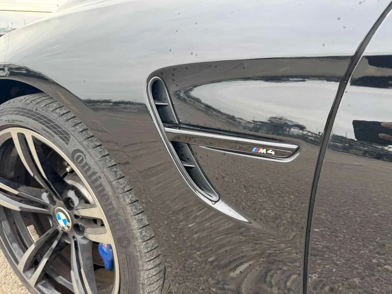 BMW M4 | CARBON| HAR/KARDON| HUD| 1 СОБСТВЕНИК| CARFAX, снимка 5 - Автомобили и джипове - 54011450