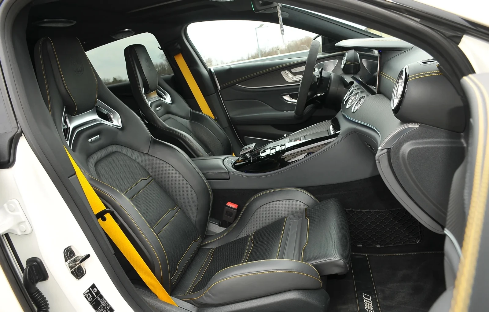 Mercedes-Benz AMG GT 4-Door Coupe 63 S V8 4MATIC+ , снимка 7 - Автомобили и джипове - 54031334