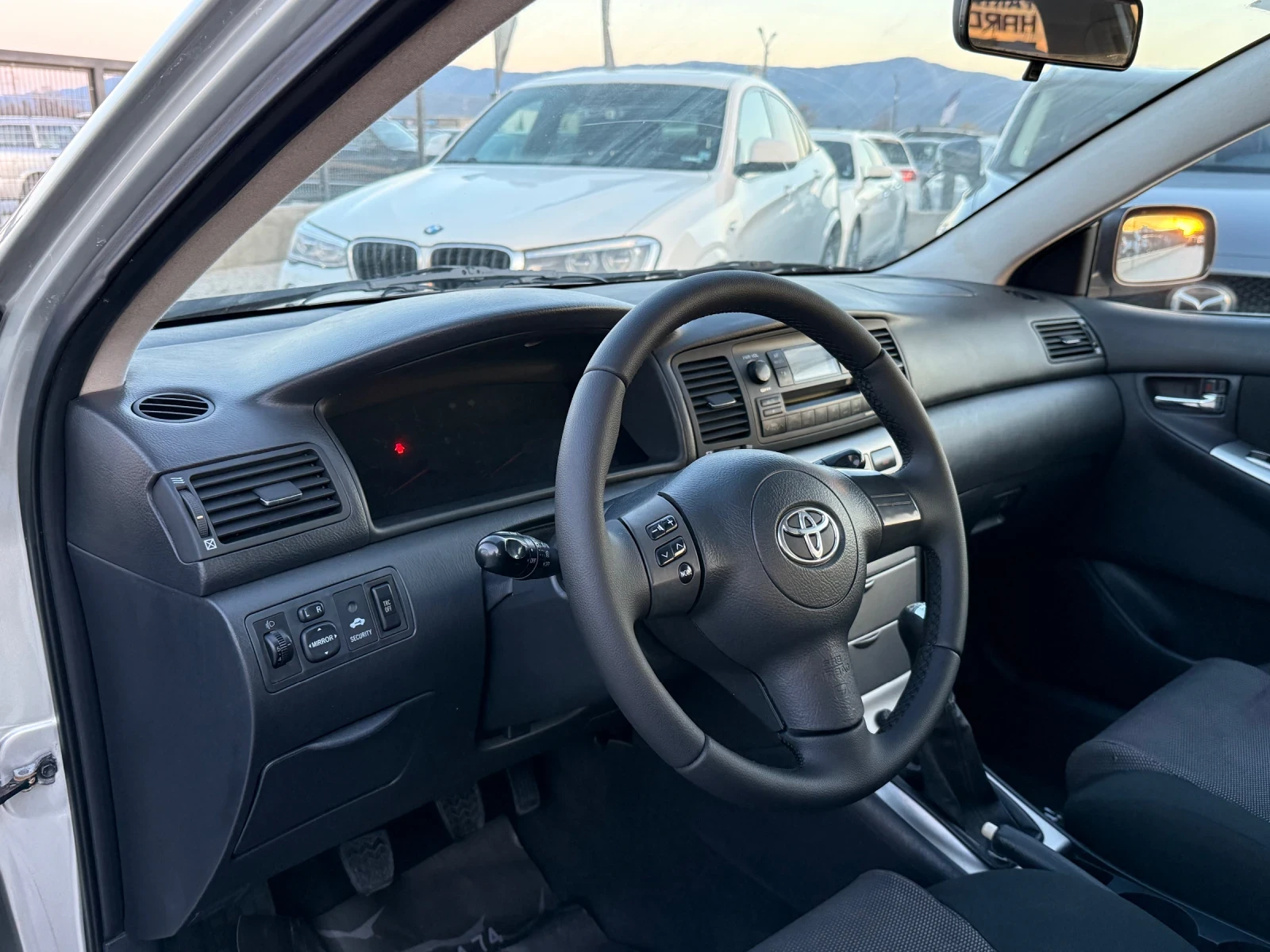 Toyota Corolla 2.0D* 2008г* Топ Състояние* 184.000КМ* , снимка 8 - Автомобили и джипове - 54151096