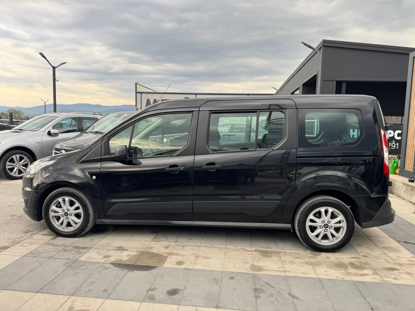 Ford Connect 1.5 d 2019г. АВТОМАТИК, снимка 5 - Автомобили и джипове - 54285687