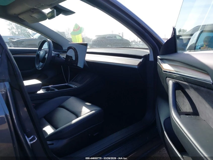 Tesla Model 3 Performance Dual Motor All-Wheel Drive, снимка 5 - Автомобили и джипове - 54352860