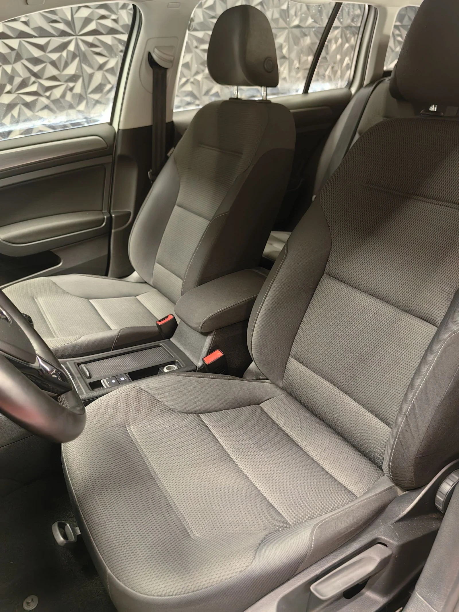 VW Golf 1.4TSI* GERMANY* ПОДГРЕВ* ТЕМПОМАТ* НАВИ* ТОП, снимка 11 - Автомобили и джипове - 54566592