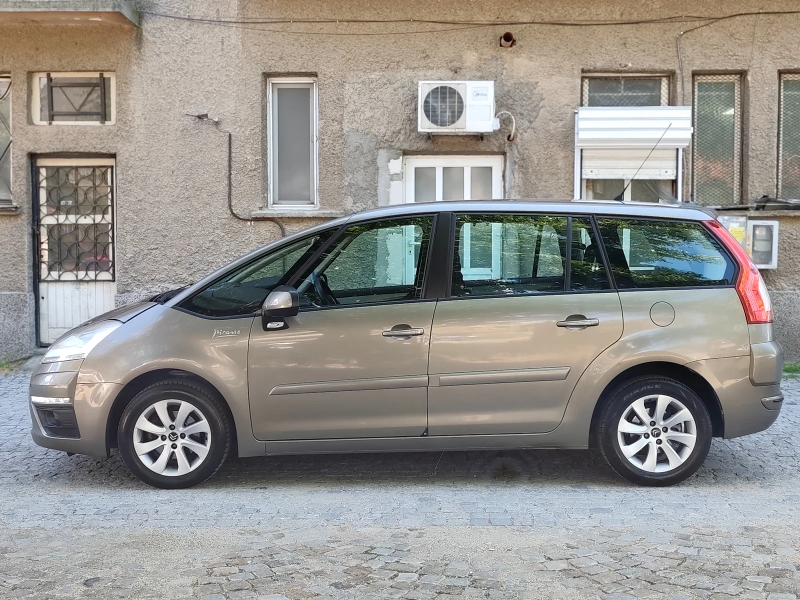 Citroen C4 Picasso 1.6VTi Grand, снимка 2 - Автомобили и джипове - 54905216