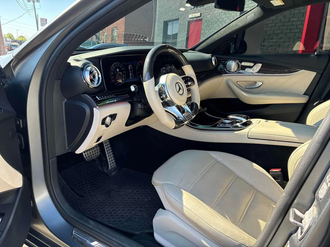 Mercedes-Benz E 63 AMG * S * CARFAX * ���������� *  | Mobile.bg � ����������� 8