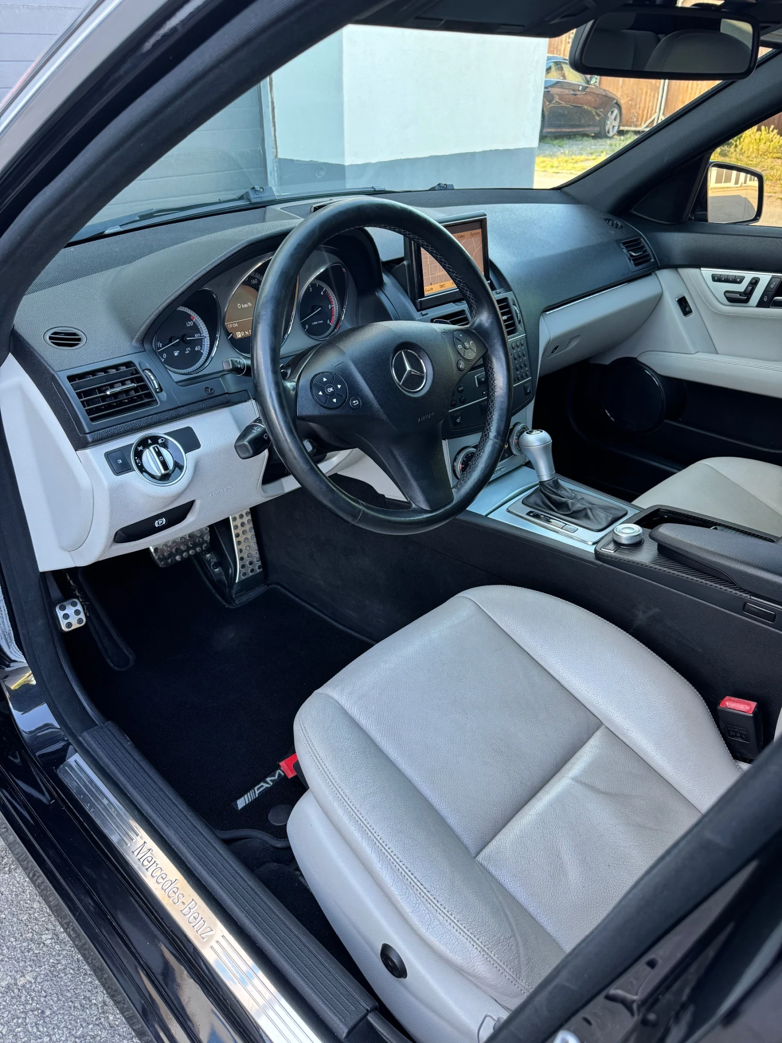 Mercedes-Benz C 350 Amg. 231hp. Podgrev. Navi, снимка 8 - Автомобили и джипове - 54973835