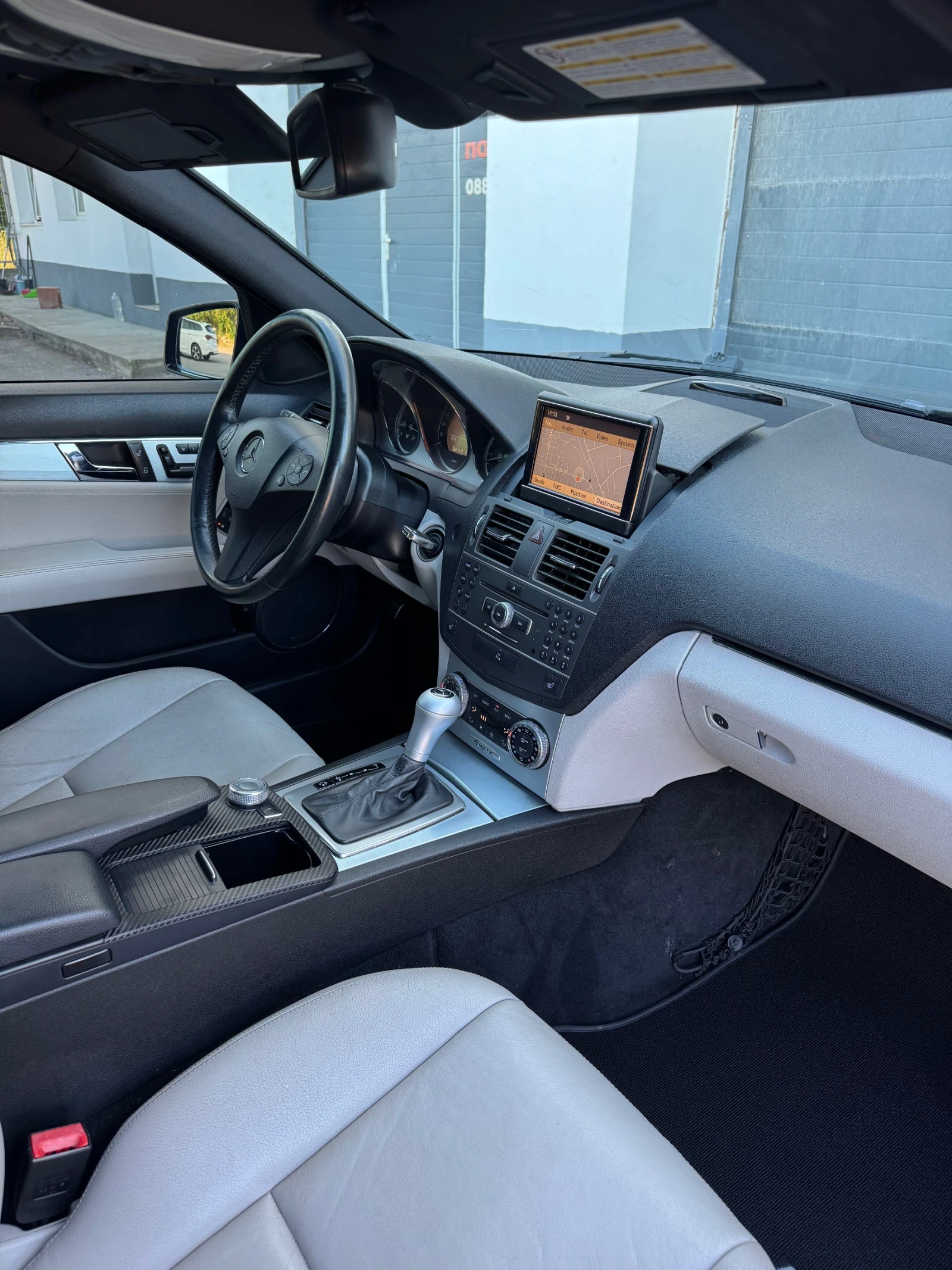 Mercedes-Benz C 350 Amg. 231hp. Podgrev. Navi, снимка 12 - Автомобили и джипове - 54973835