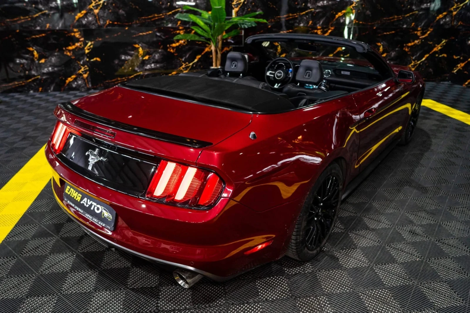 Ford Mustang 2.3 ECOBOOST CABRIO LED NAVI ЛИЗИНГ 100%, снимка 10 - Автомобили и джипове - 55002616