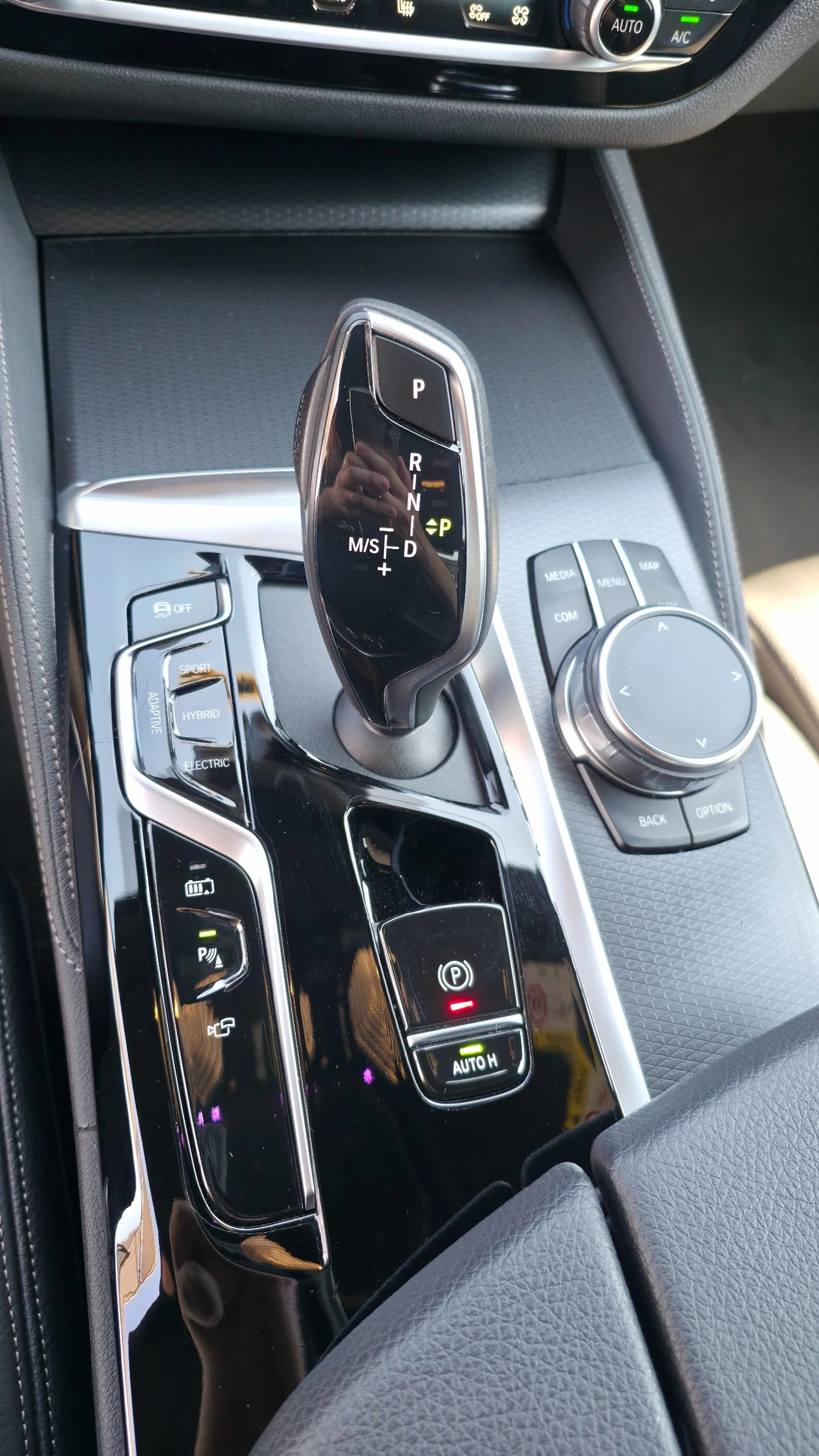 BMW 545 е xDrive, снимка 10 - Автомобили и джипове - 55506877