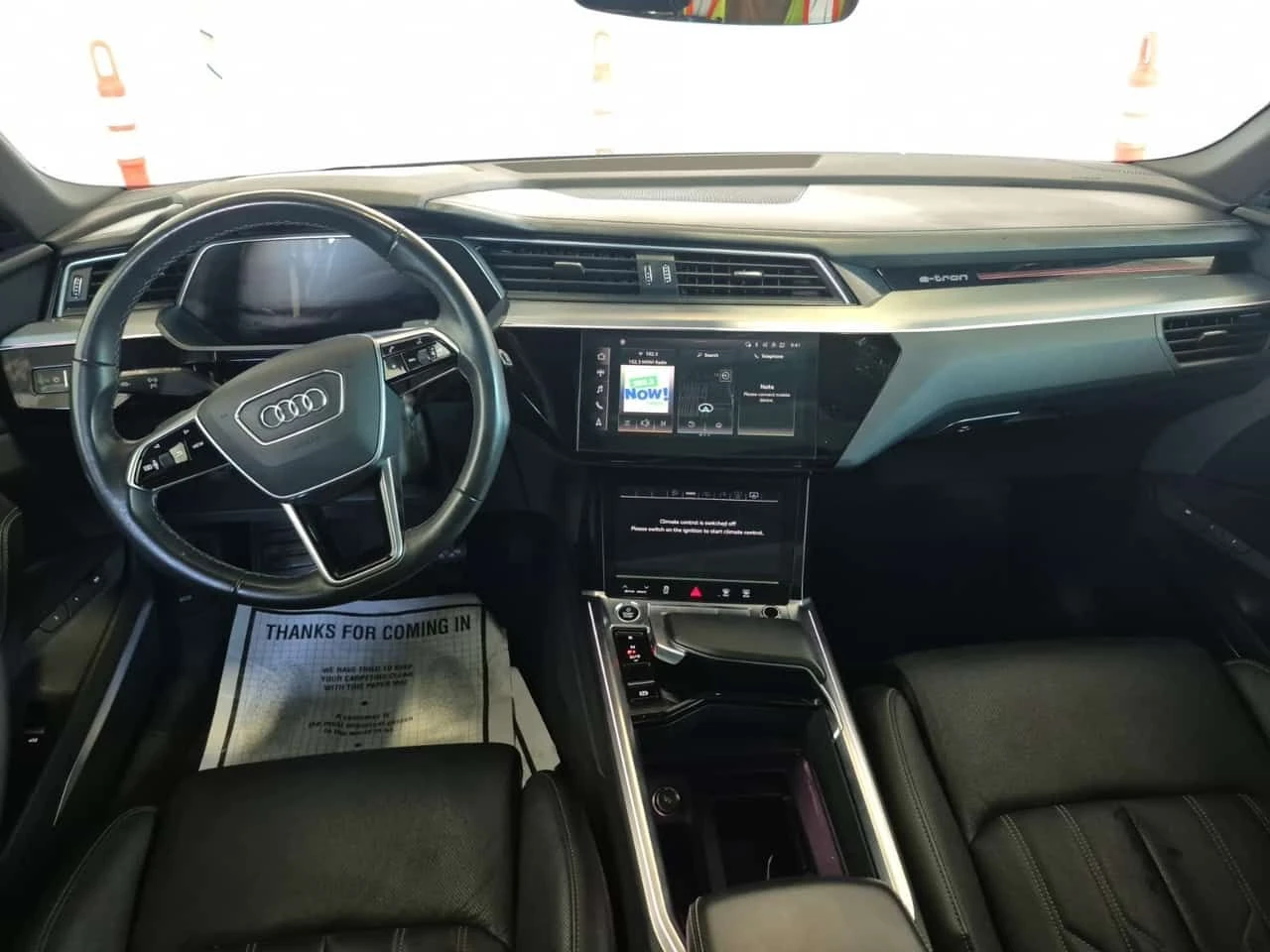 Audi E-Tron * TECHNIK * CARFAX * ОПЦИЯ ЗА ФИНАНСИРАНЕ, снимка 10 - Автомобили и джипове - 55664359