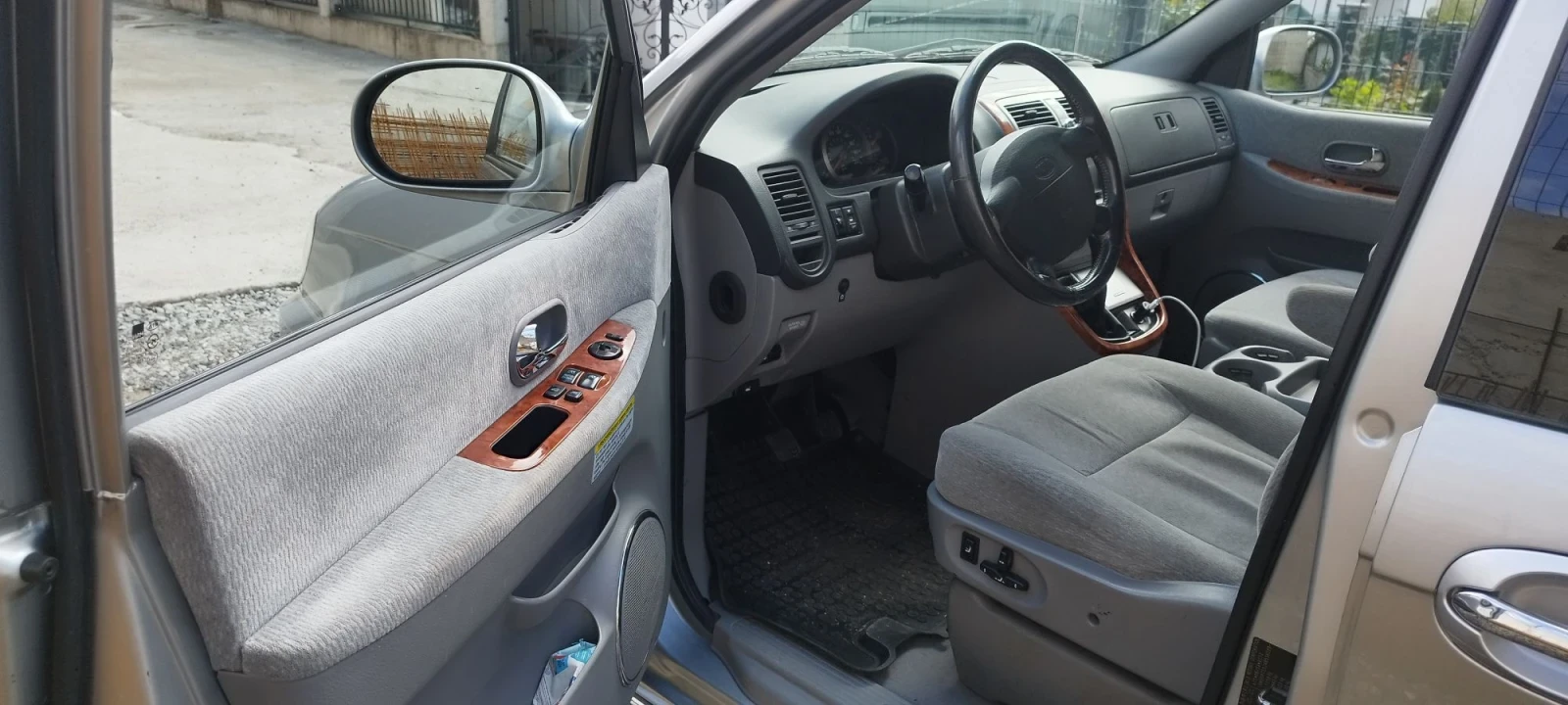 Kia Carnival Limited Edition , снимка 12 - Автомобили и джипове - 55711305