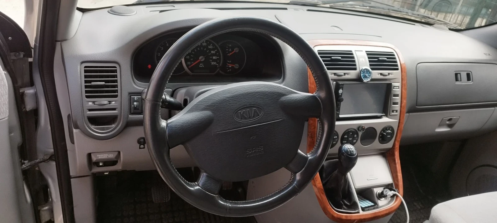 Kia Carnival Limited Edition , снимка 13 - Автомобили и джипове - 55711305