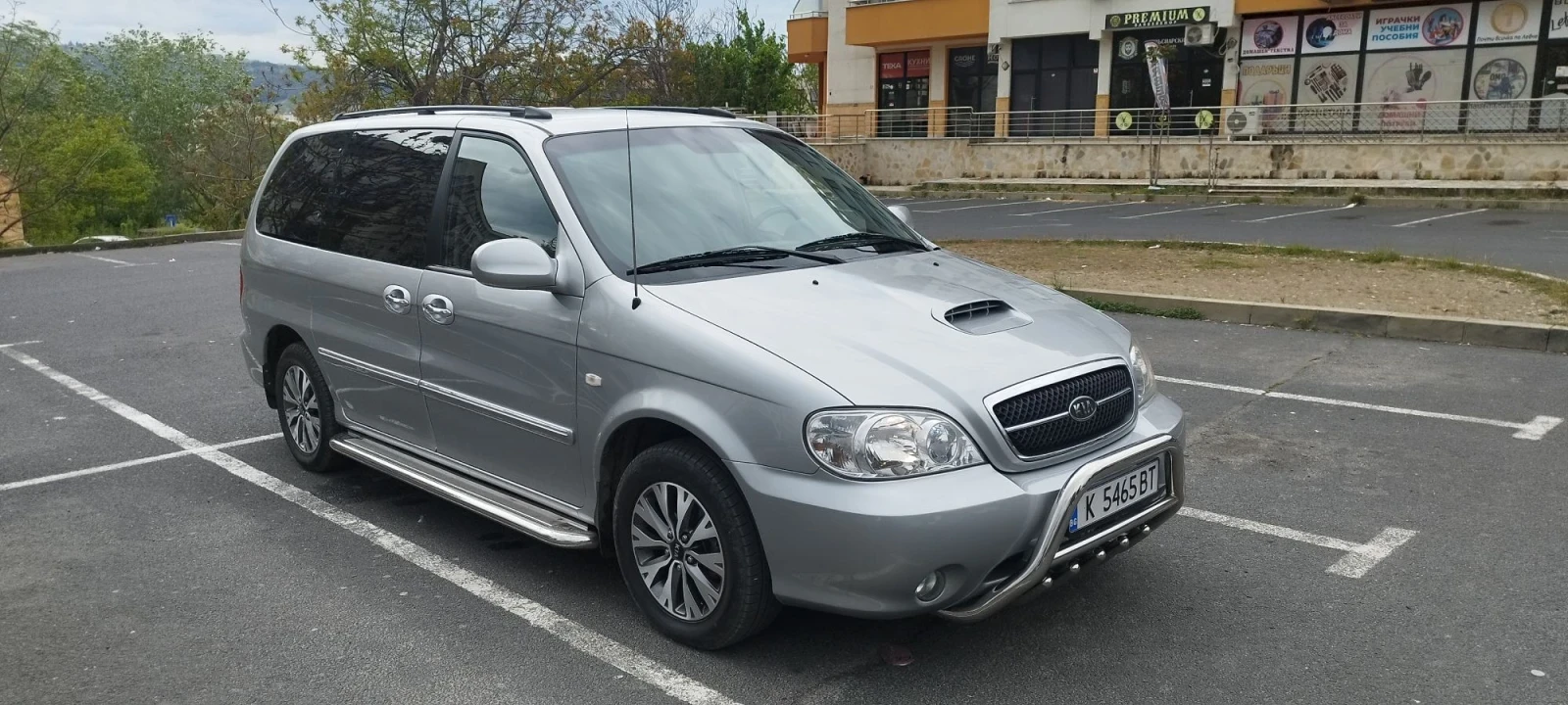 Kia Carnival Limited Edition 