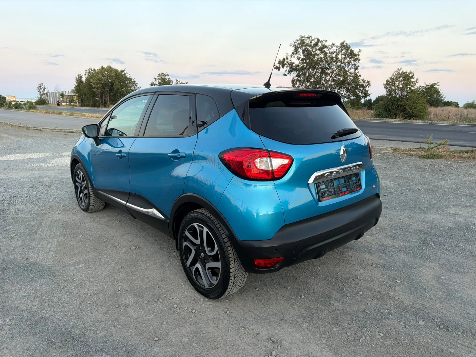 Renault Captur  БЕНЗИН / АВТОМАТИК / 118 000 км / ЗАДНА КАМЕРА , снимка 7 - Автомобили и джипове - 55954815