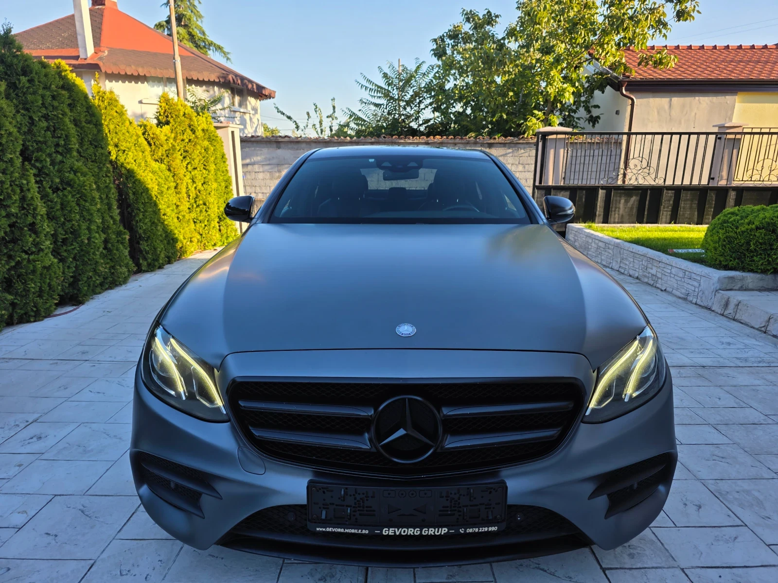 Mercedes-Benz E 220 2.0 CDI PRESTIGE PLUS, снимка 2 - Автомобили и джипове - 56011884