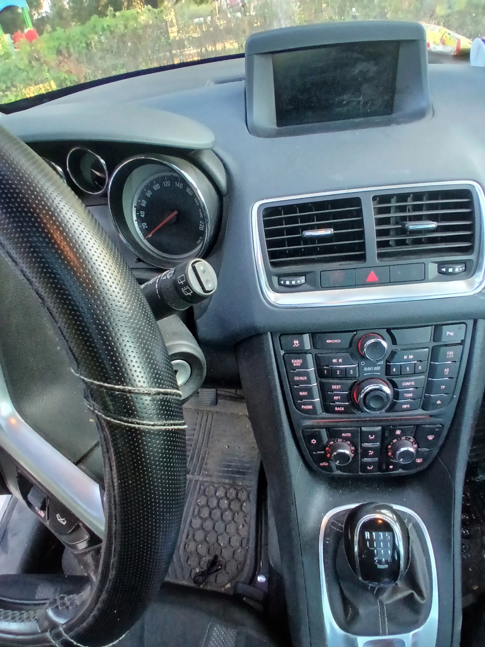 Opel Meriva, снимка 6 - Автомобили и джипове - 56139857