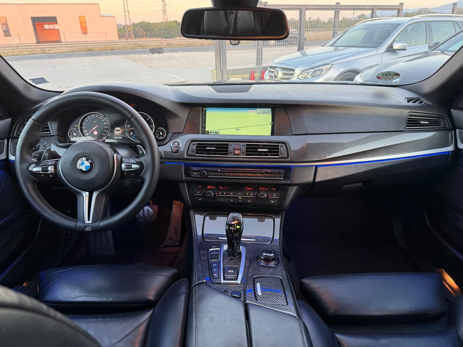 BMW 530 xD* FACE* 2015г* 360Hp* FULL MAX* Топ Състояние* , снимка 13 - Автомобили и джипове - 56150844