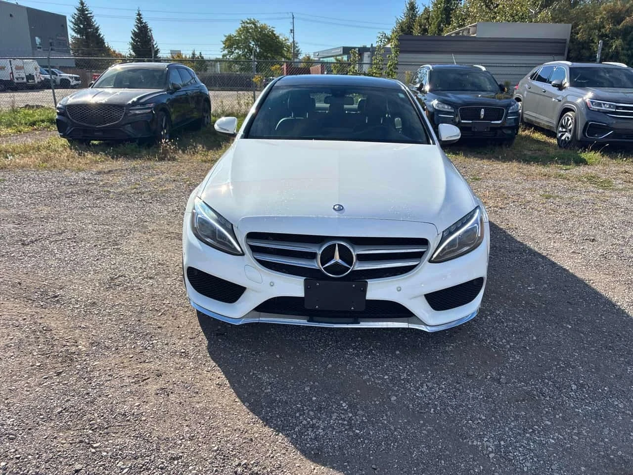 Mercedes-Benz C 400 4MATIC | CARFAX | АВТОФИНАНСИРАНЕ, снимка 2 - Автомобили и джипове - 56228333