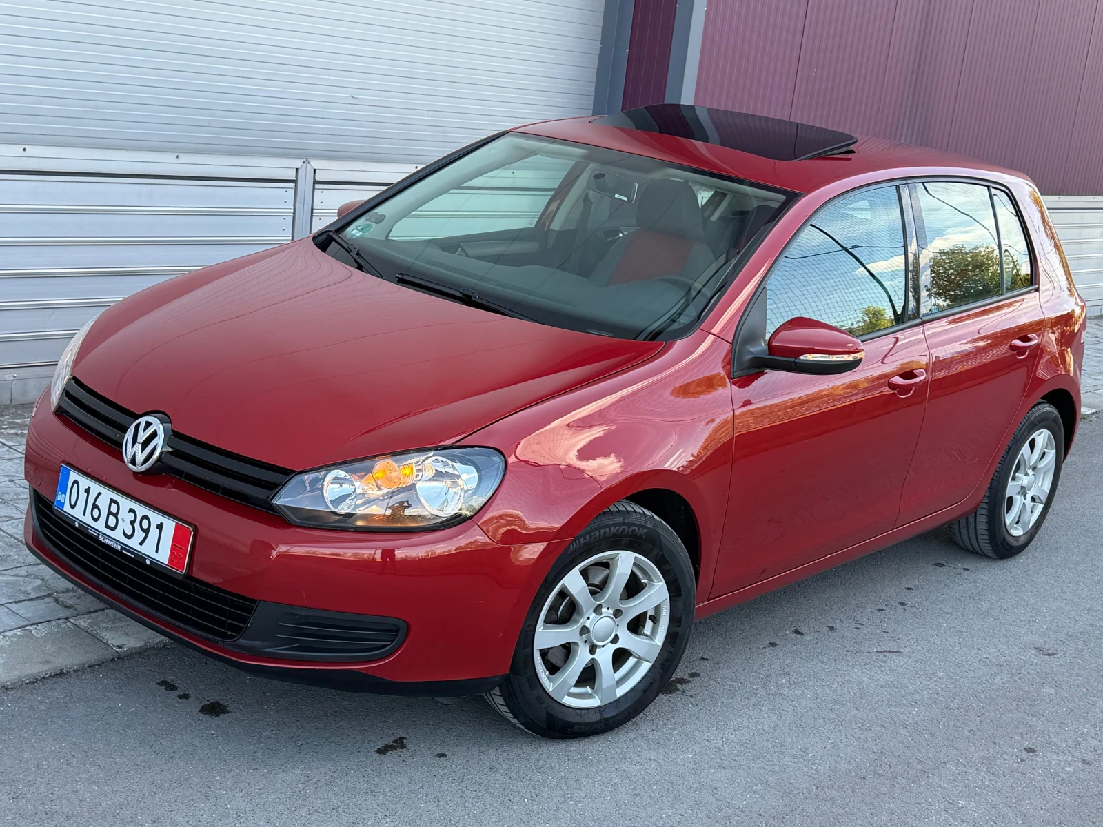 VW Golf 1.6/102hp/129.000km/СЕРВИЗНА ИСТ./АВТОМАТ/КАТО НОВ