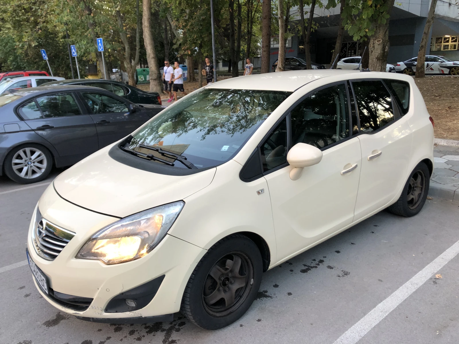 Opel Meriva, снимка 2 - Автомобили и джипове - 56414819