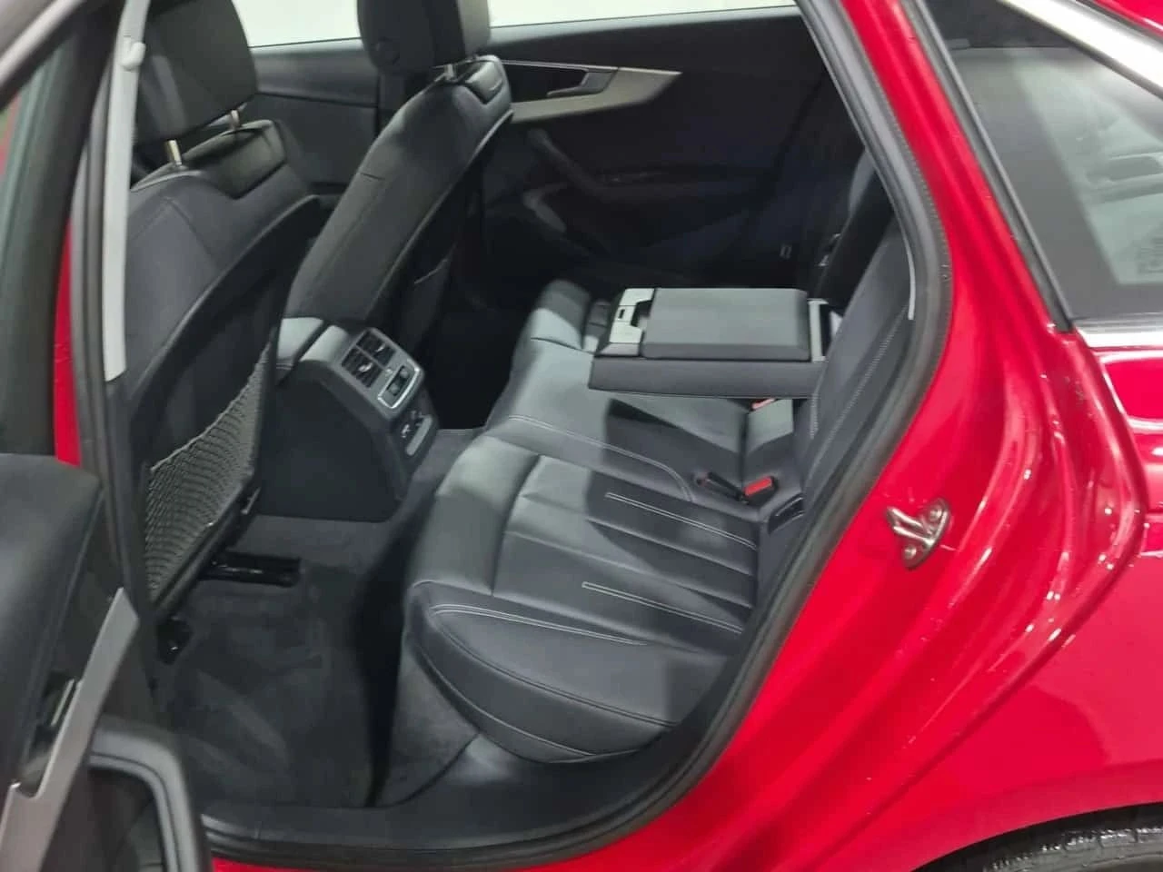 Audi A4, снимка 10 - Автомобили и джипове - 56685529