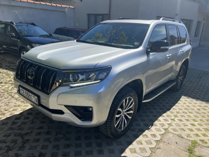 Toyota Land cruiser Luxury, снимка 1 - Автомобили и джипове - 48494129