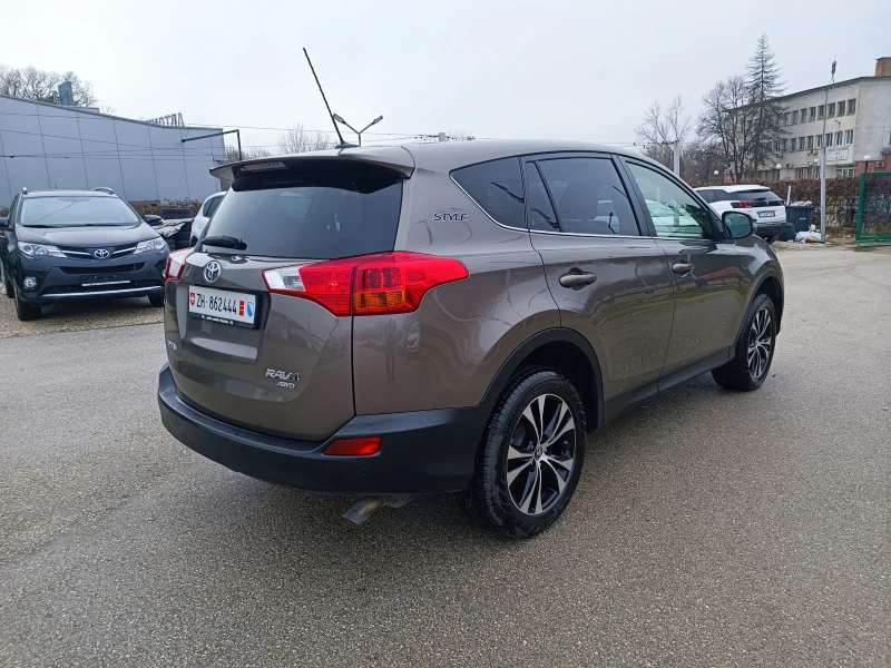 Toyota Rav4 2.0i-151кс-ШВЕЙЦАРИЯ-АВТОМАТ-4Х4-NAVI-KEYLESS, снимка 3 - Автомобили и джипове - 52791797