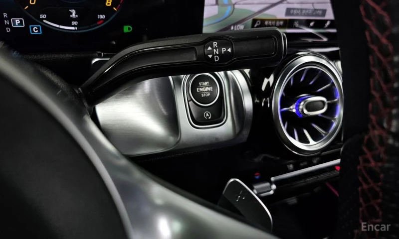 Mercedes-Benz GLB, снимка 9 - Автомобили и джипове - 53328877